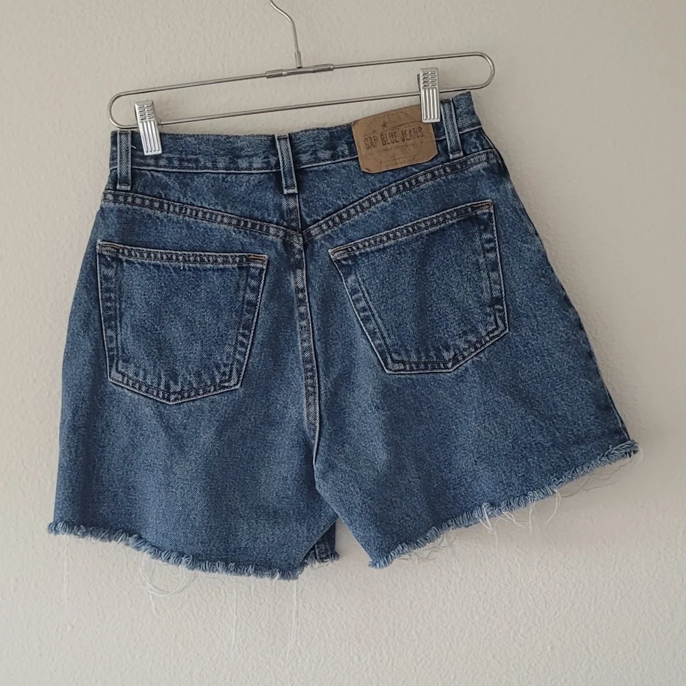 GAP Women's Blue Denim Shorts - Picture 5 of 5